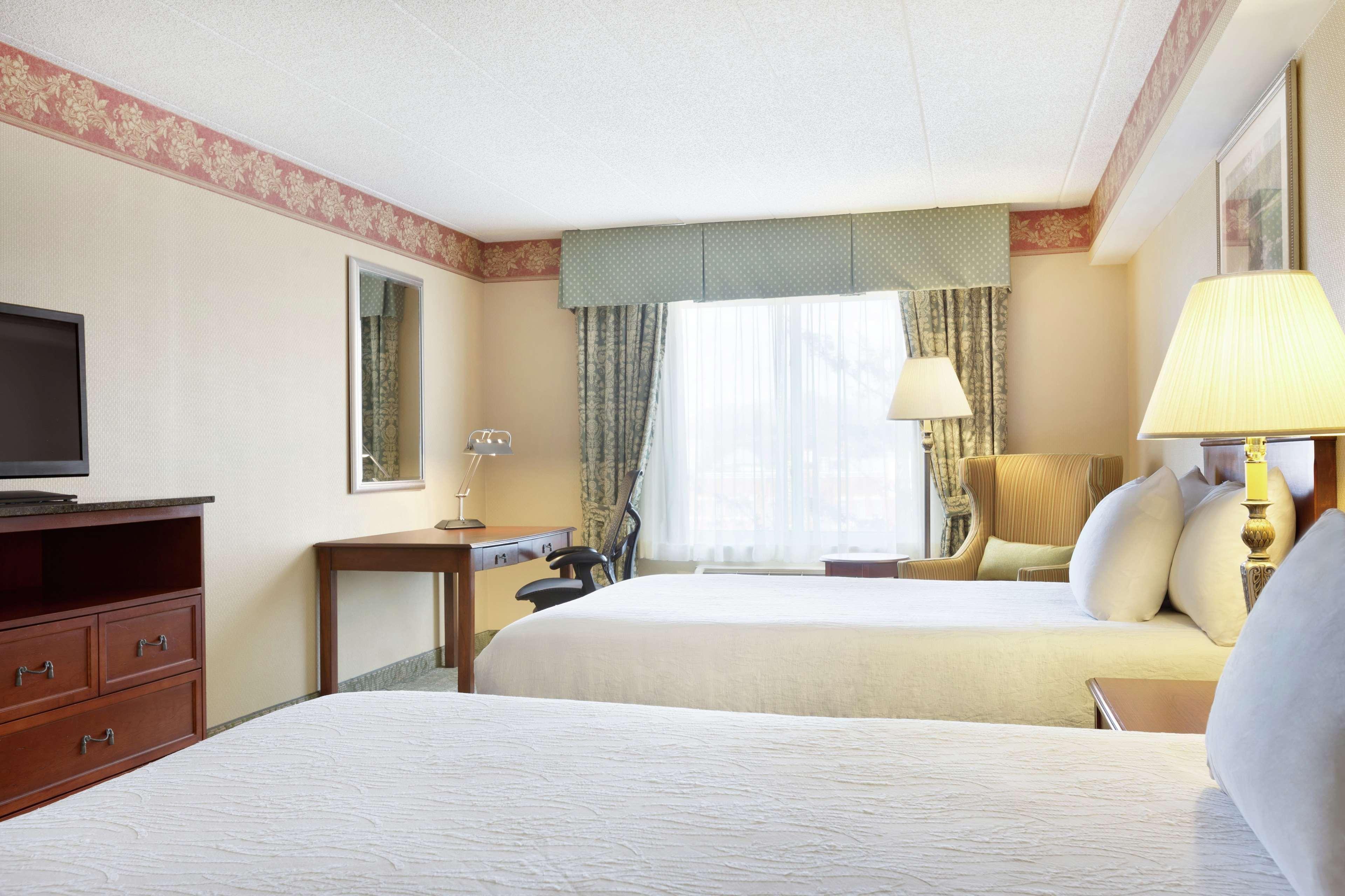 Hilton Garden Inn Fairfax Eksteriør bilde